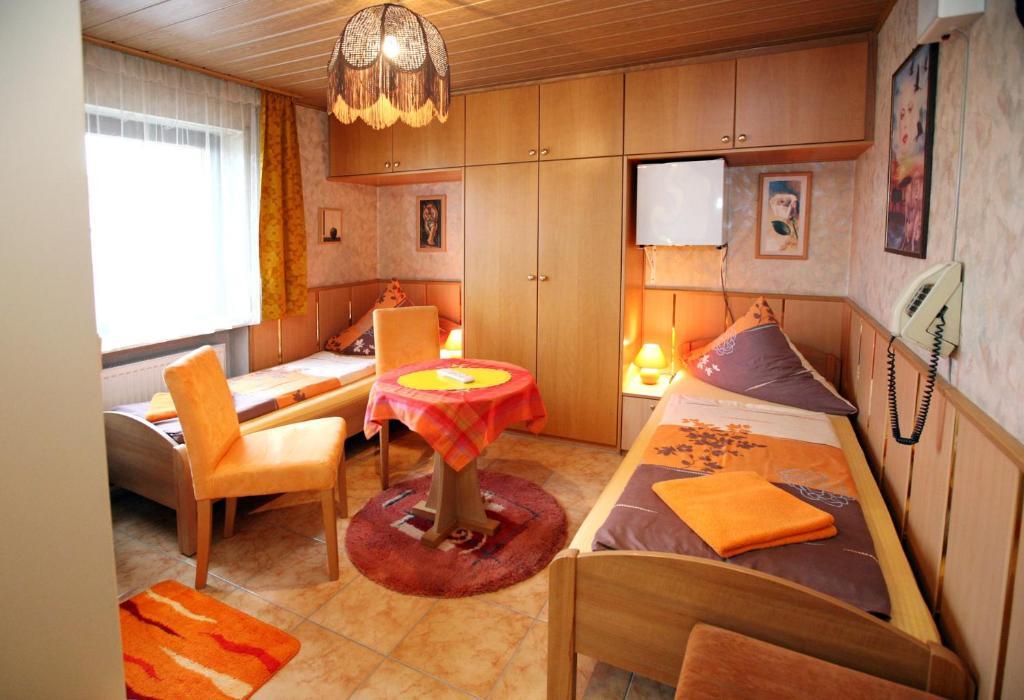 Hotel-Pension Klaer شباير الغرفة الصورة